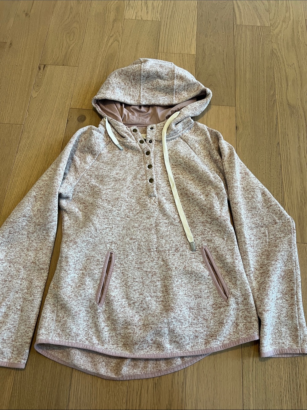 Thread supply women’s size large